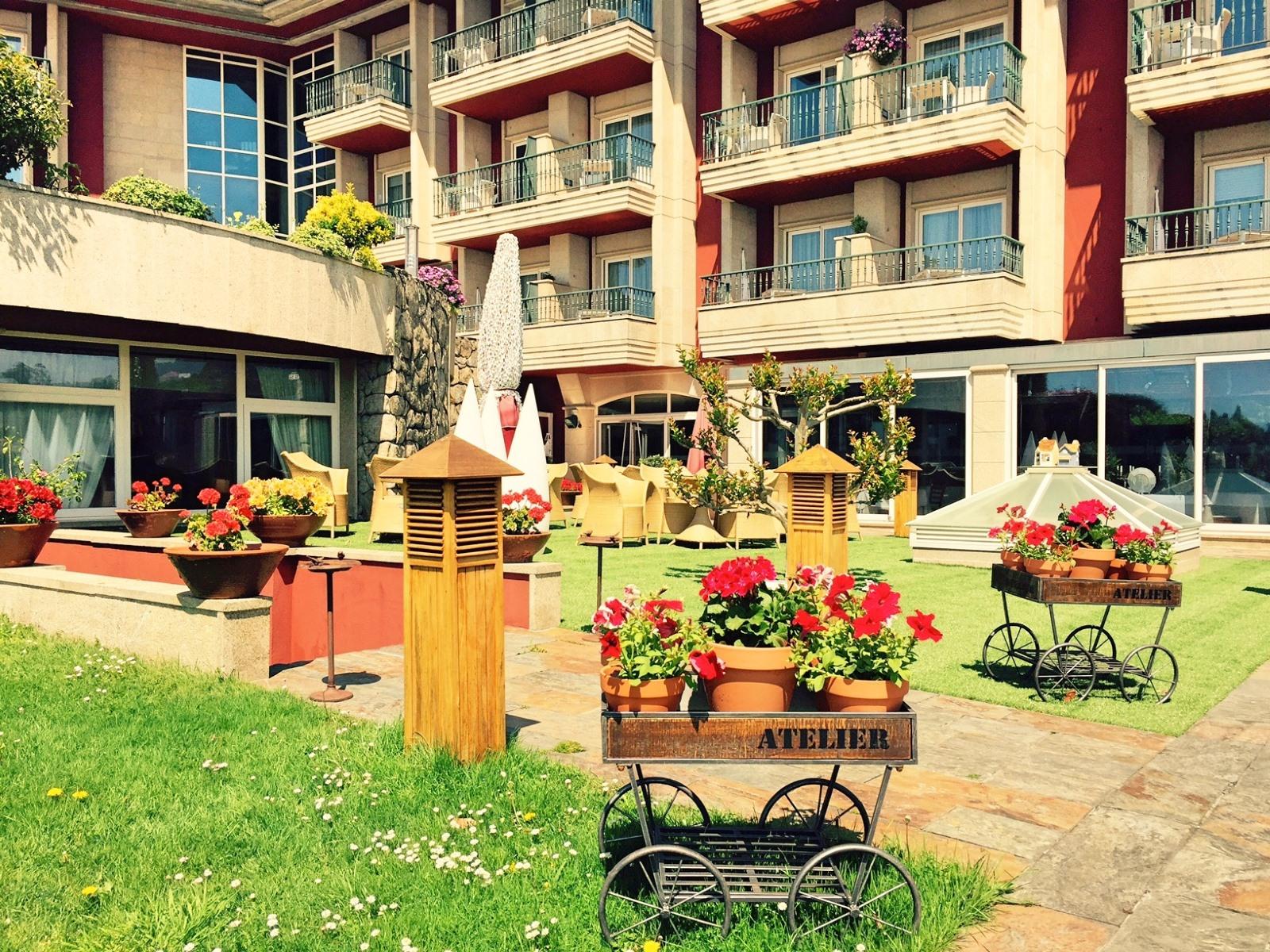 Augusta Eco Wellness Resort 4 Superior Sanxenxo Bagian luar foto