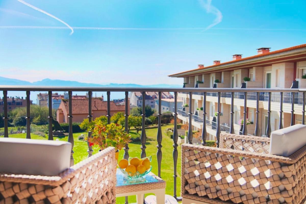 Augusta Eco Wellness Resort 4 Superior Sanxenxo Bagian luar foto