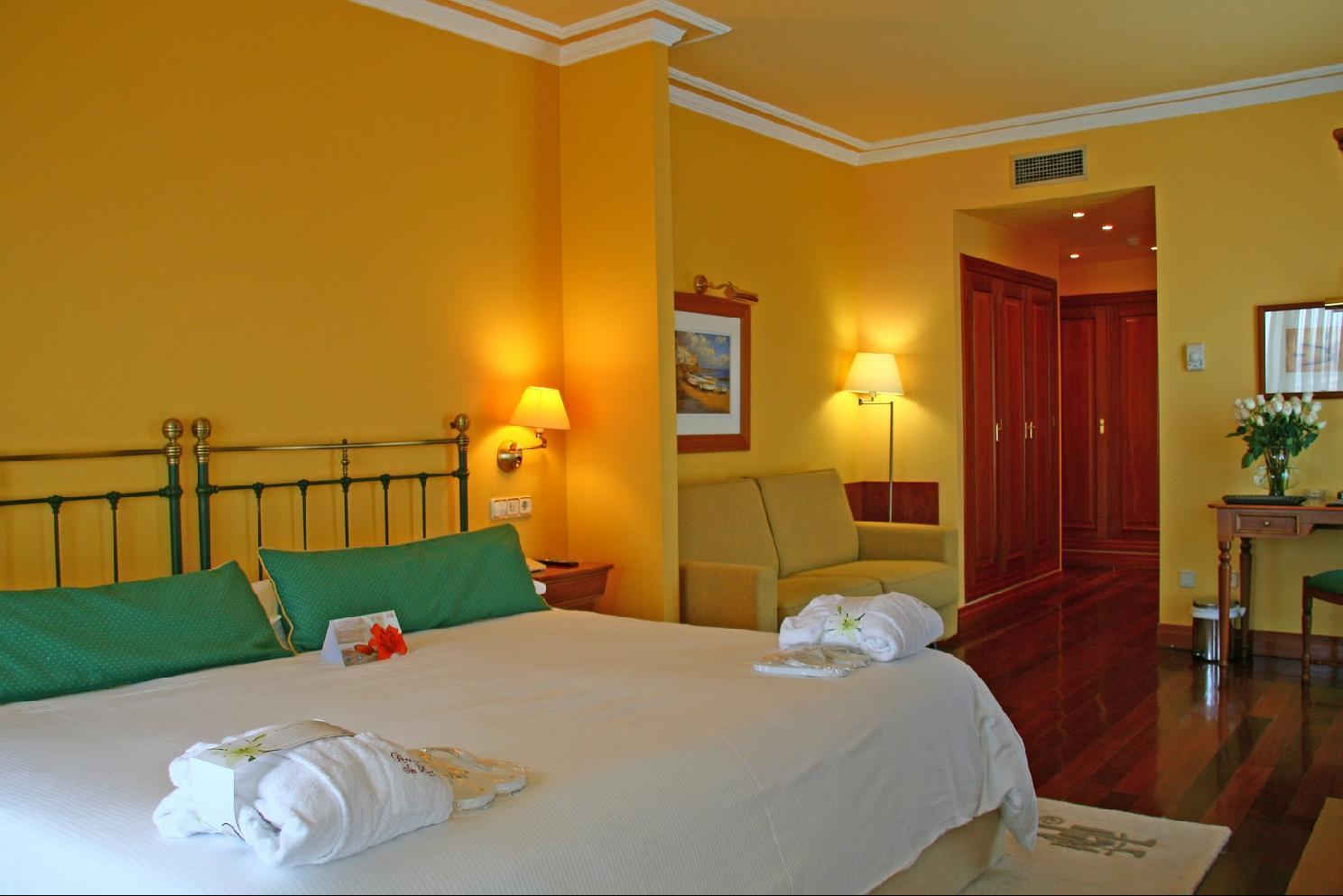 Augusta Eco Wellness Resort 4 Superior Sanxenxo Ruang foto