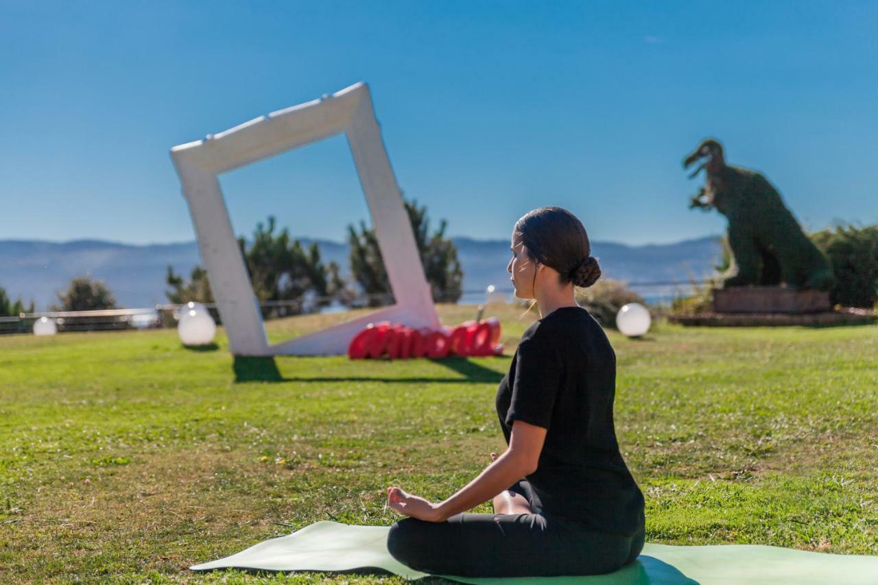 Augusta Eco Wellness Resort 4 Superior Sanxenxo Bagian luar foto